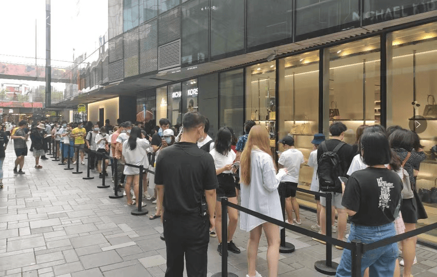 “汉堡界特斯拉”开首家外卖专营店！能否拯救高端汉堡增长困局？